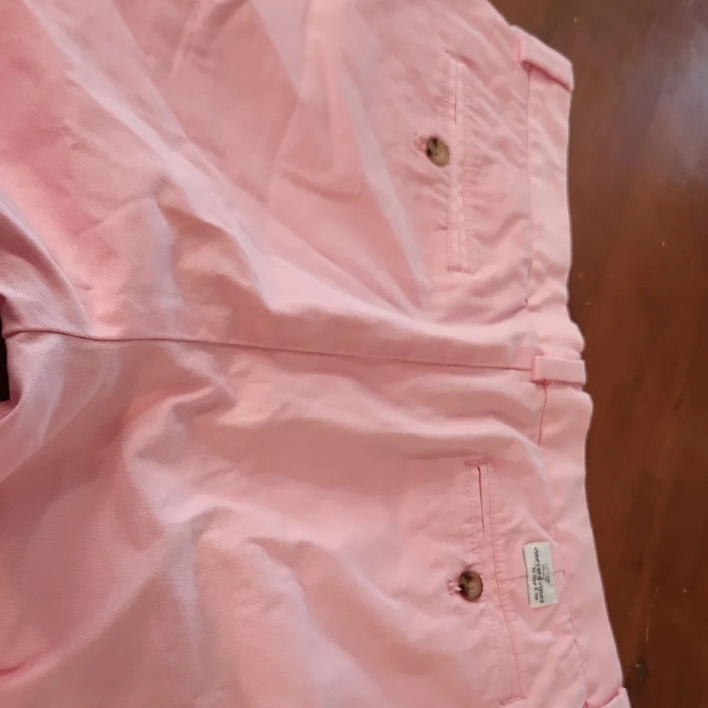 Vineyard Vines stylish flat